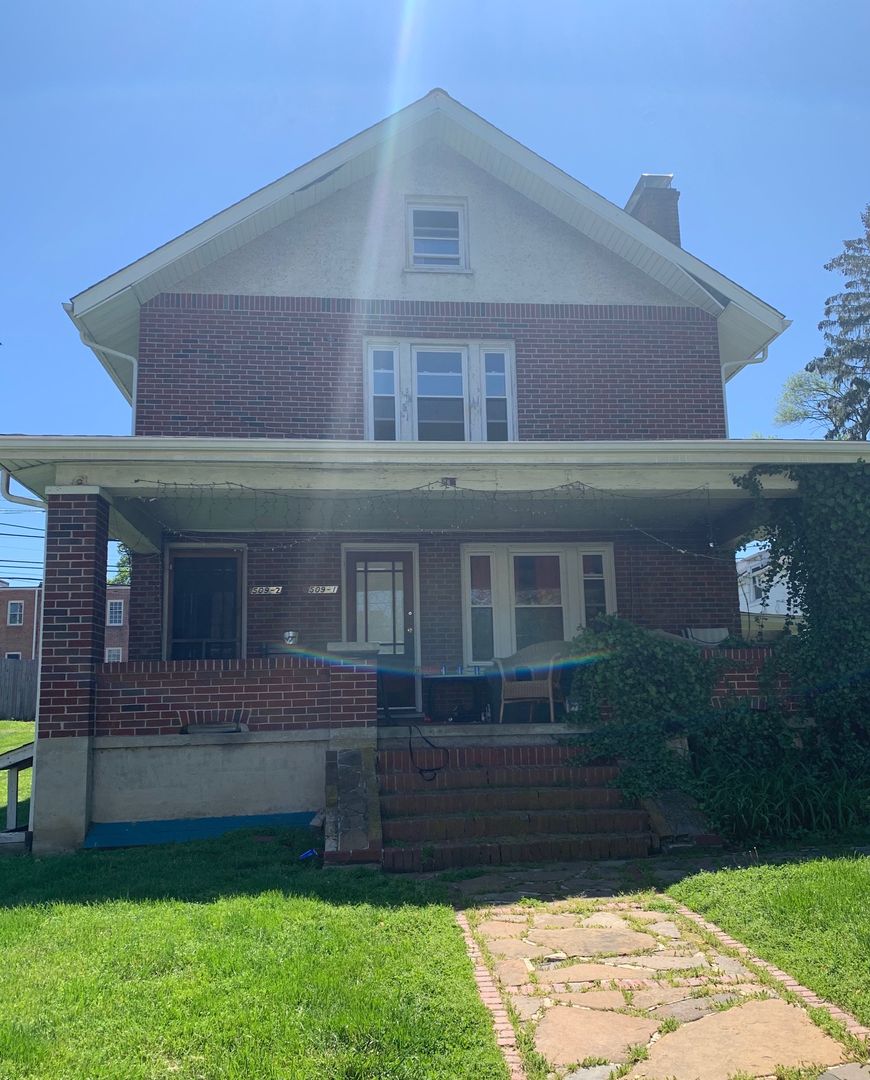 Blacksburg House: 509-2 Progress St.