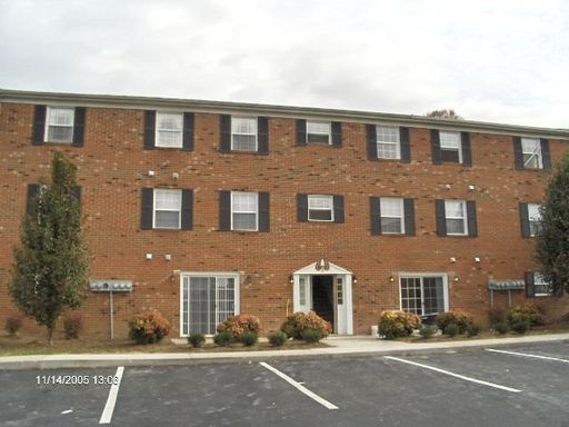 2 Bedroom 1 Bath Condo – photo 1