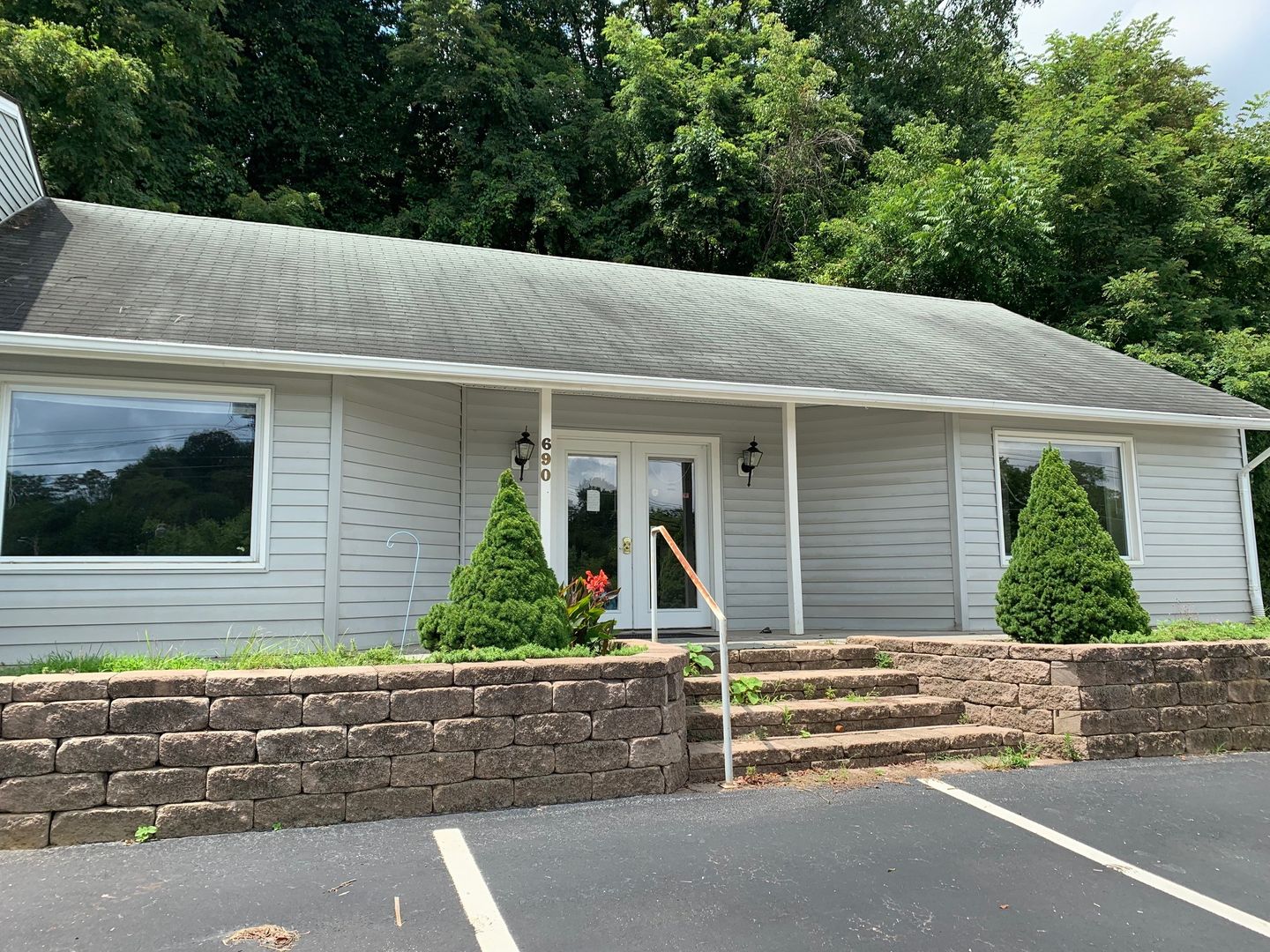 690 North Franklin St., Christiansburg, VA 24073