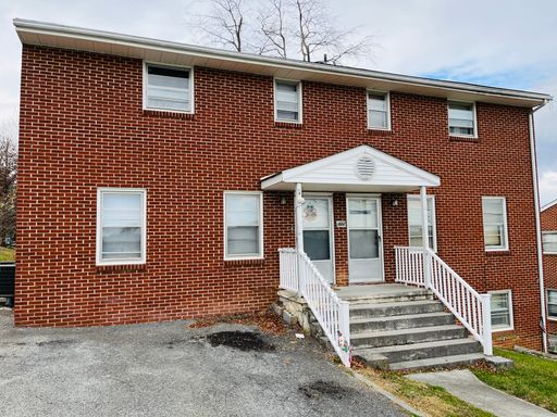 1 Bedroom, 1 Bath Apartment