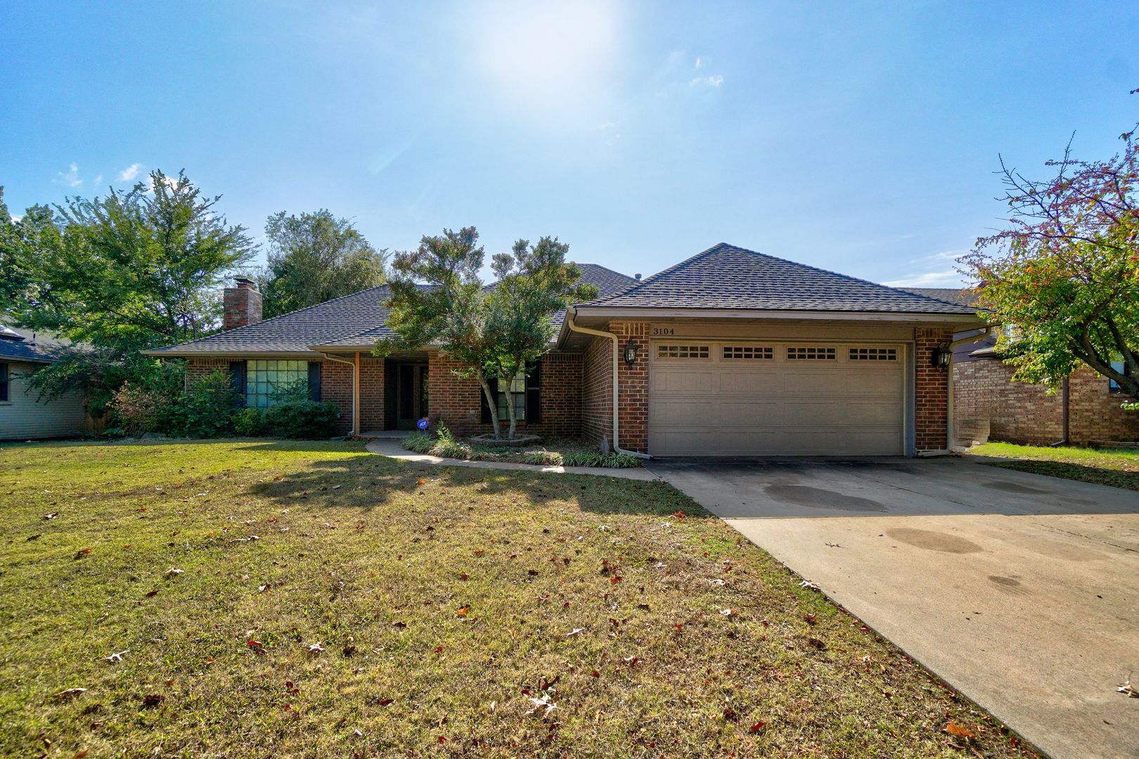 Edmond House: 3104 Crown Feathers Dr
