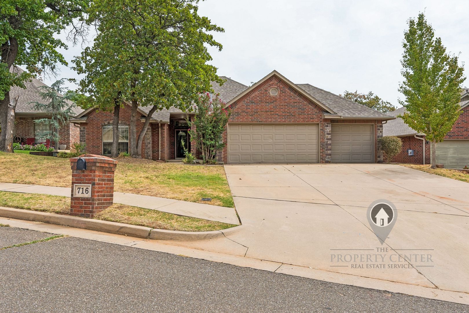 Edmond House: 716 Tuscany Way