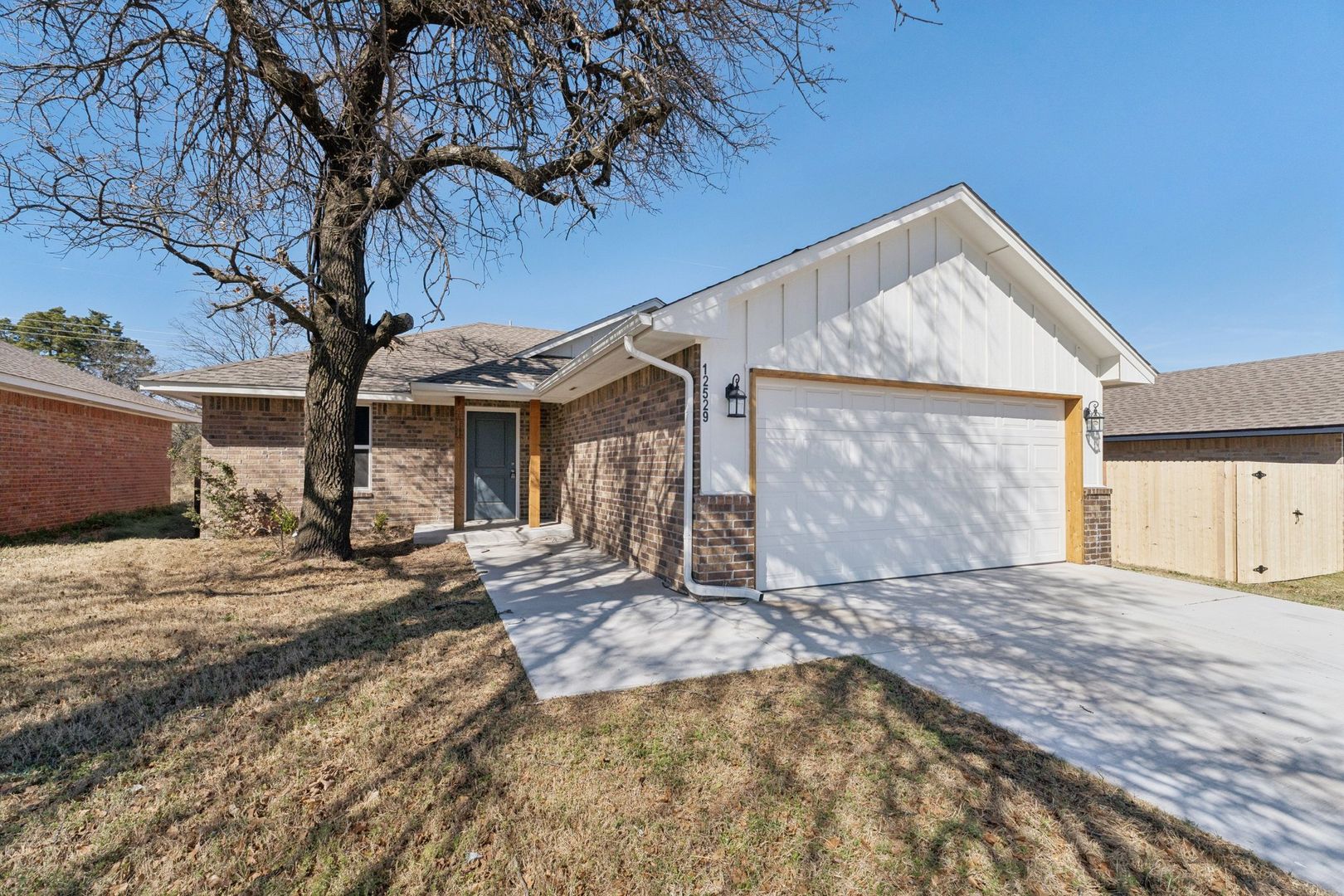 Spencer House: 12529 NE 36th ST