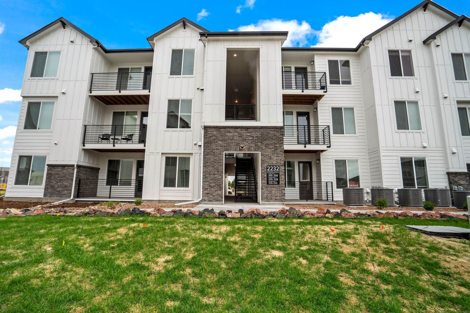 Colorado Springs House: 2232 Arikaree Heights #307