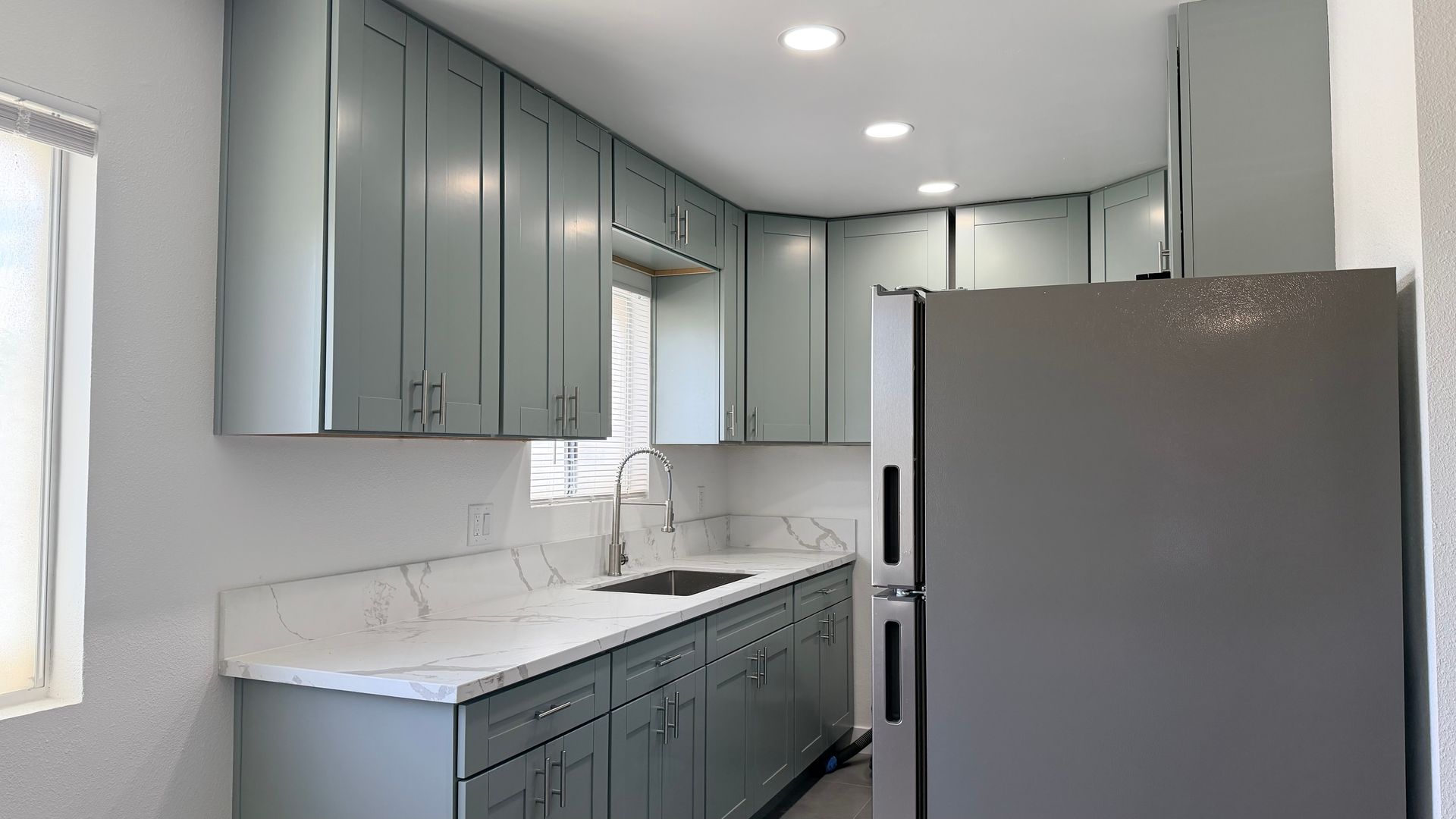 San Ysidro Condo: 200 East Park Ave #4