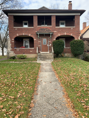 One (1) Bedroom Apartment with porch and garage – photo 1