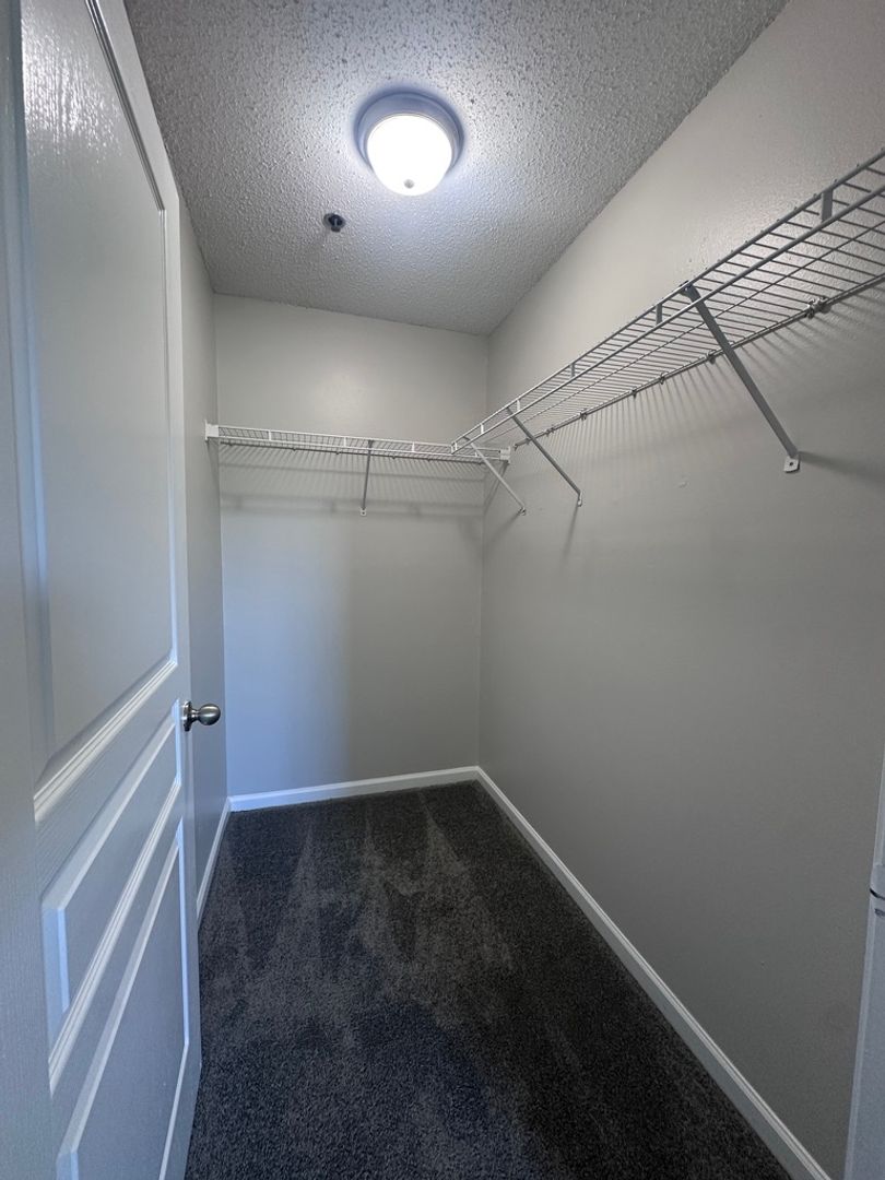 Trafalgar Pointe Apartments 11 of 11