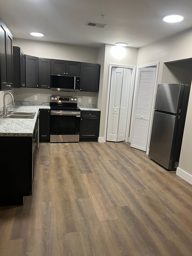 Morristown Apartment: 405 McFarland St - 302