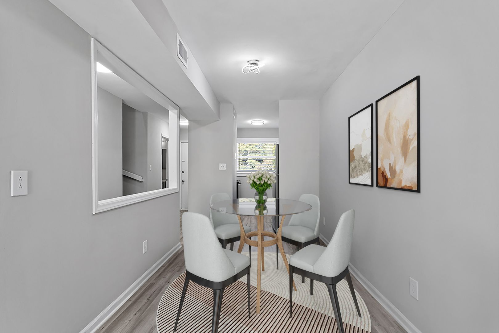 Beautiful 2 Bedroom 1.5 Bath Townhome 6 of 10