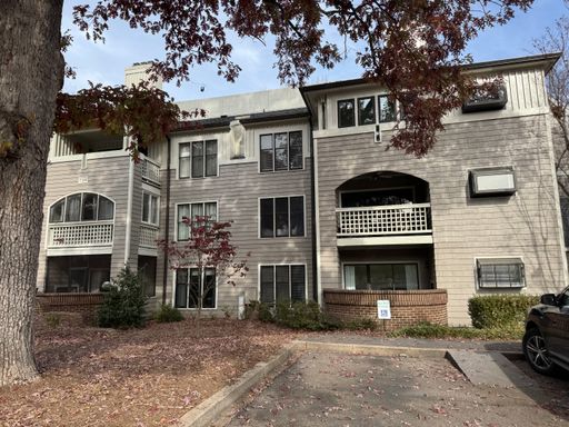 2 bedroom 2 bath condo in Parkside Condos next to Fletcher Park – photo 1