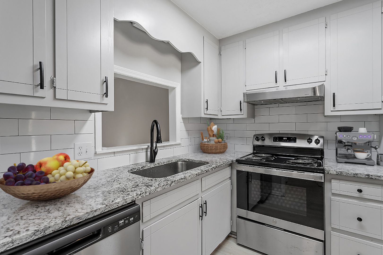 2 Bedroom 2.5 Bath Townhouse 11 of 12