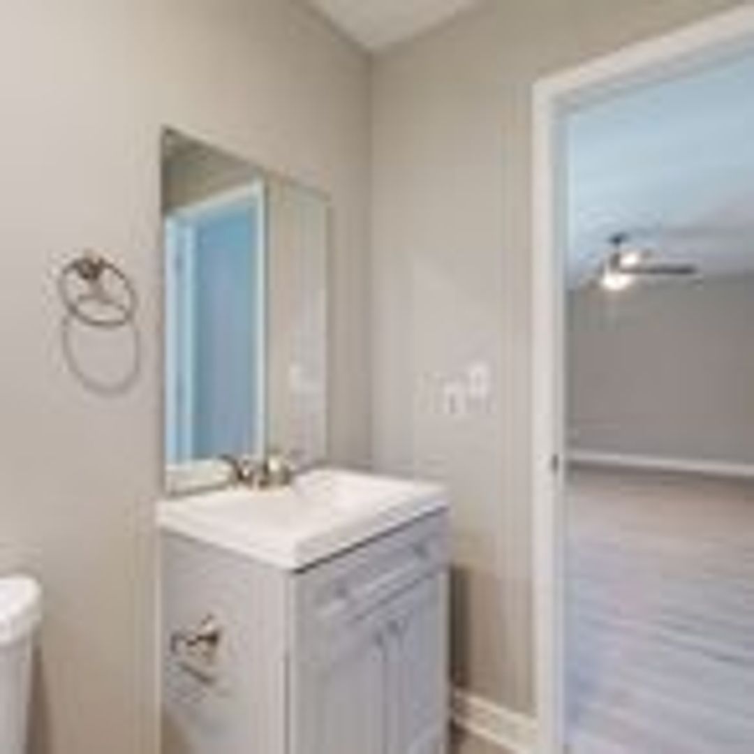 Modern 4 Bedroom 4 Bath Townhome 12 of 12