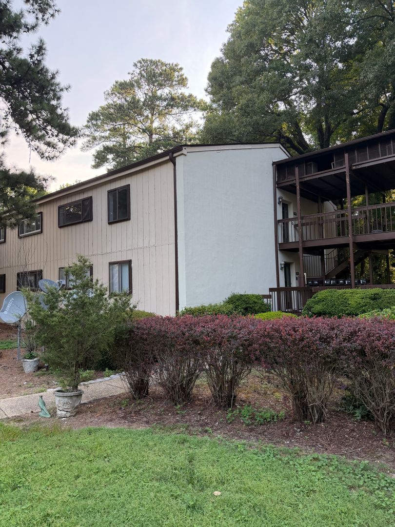 Raleigh Condo: 5066 Flint Ridge Place