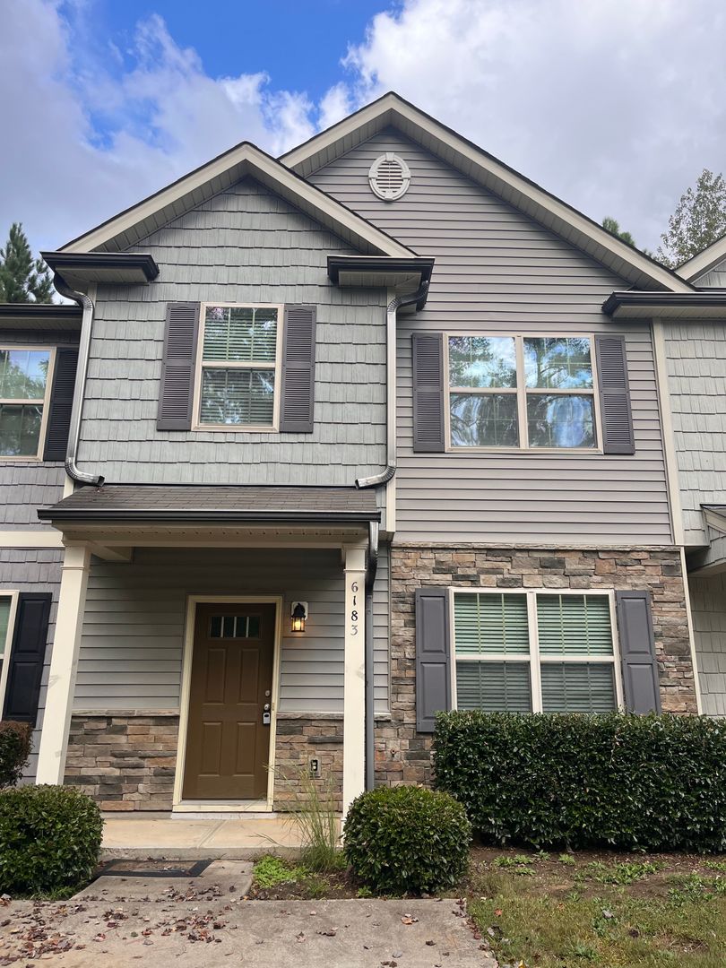Raleigh Townhome: 6183 Neuse Wood Drive