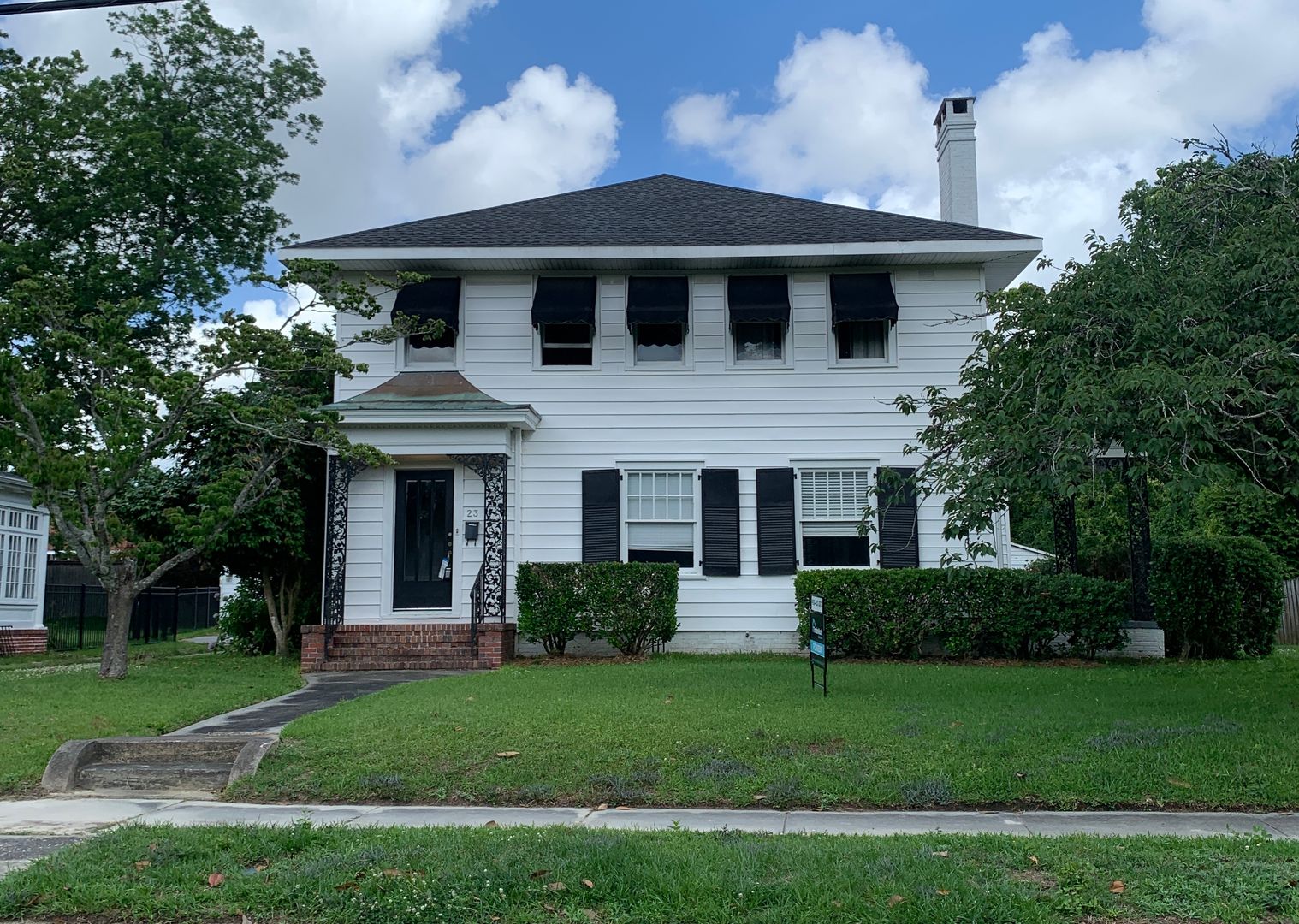 Wilmington House: 23 Colonial Drive