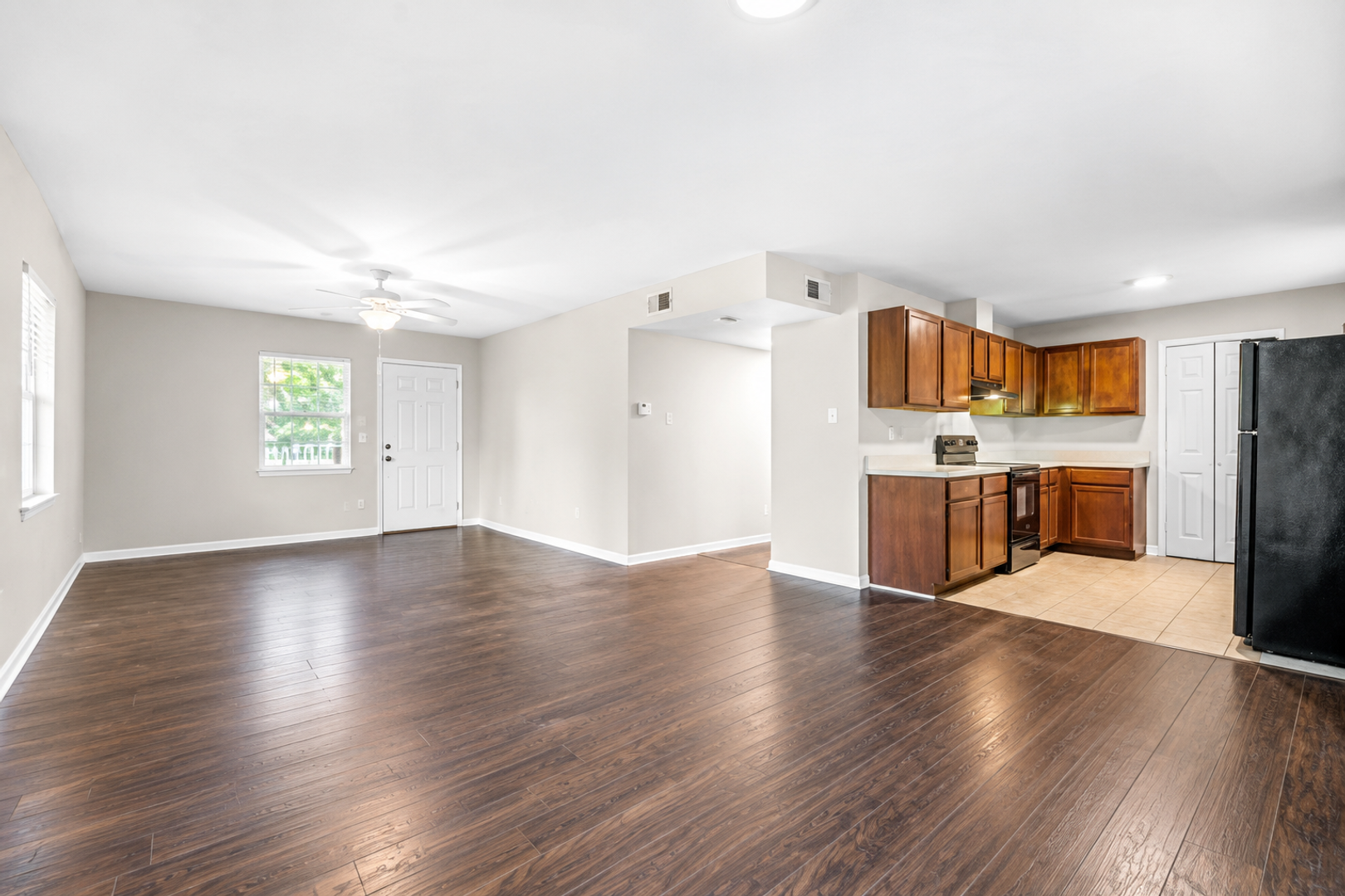 Raleigh House: 713 Grantland Drive