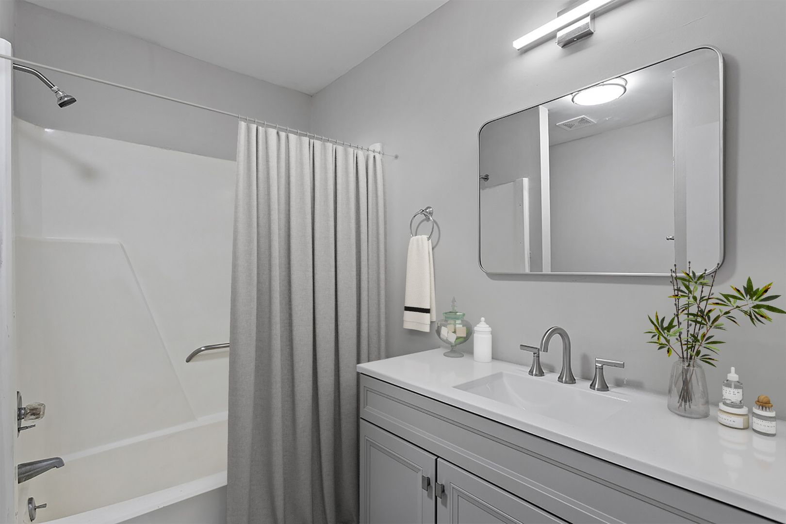 Beautiful 2 Bedroom 1.5 Bath Townhome 10 of 10