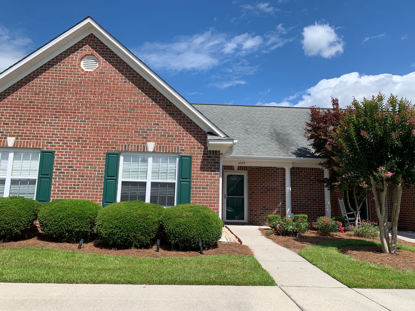 Leland Townhome: 1032 Bridgeport Way