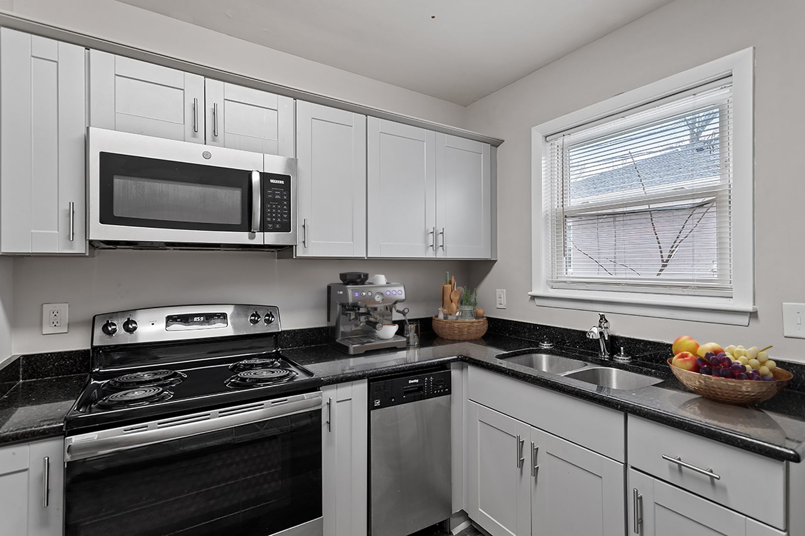 Maynard Avenue Duplexes 11 of 12
