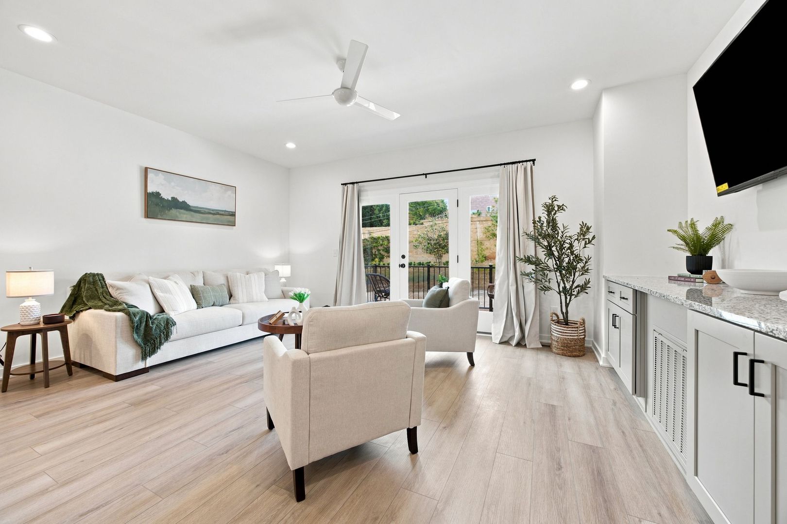 Proximity Pointe 16 of 36