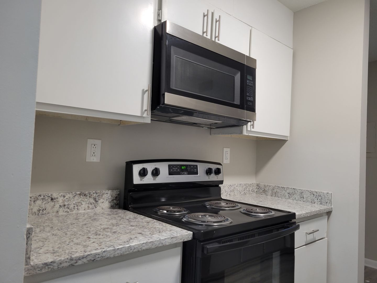 Raleigh Multiplex: 3117 Woodpecker Court