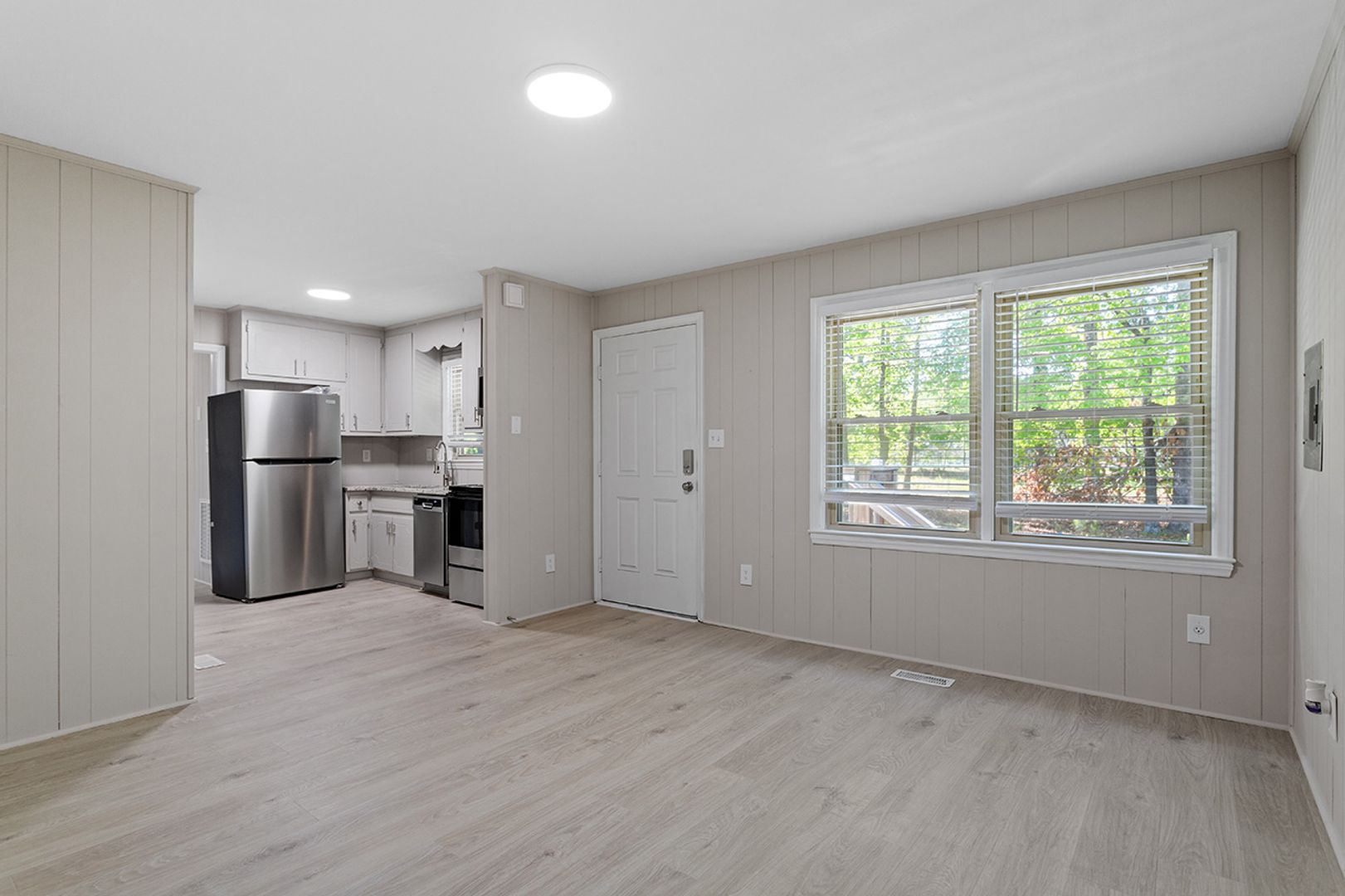 936 Morreene Road 5 of 29