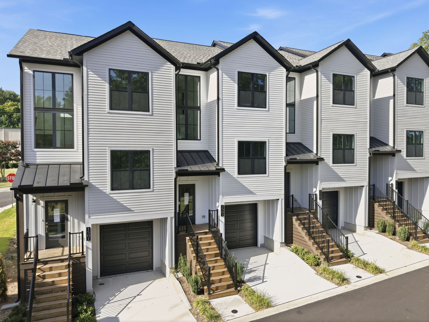 Proximity Pointe 35 of 36