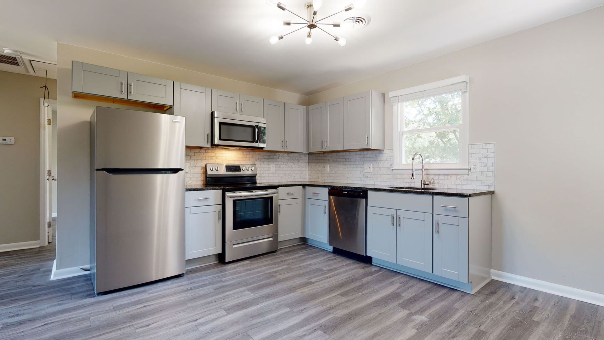 1806 Midwood Drive 6 of 12