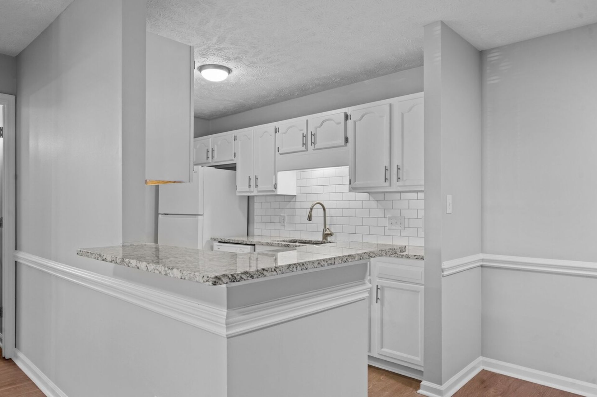 Laketree Apartments 7 of 12