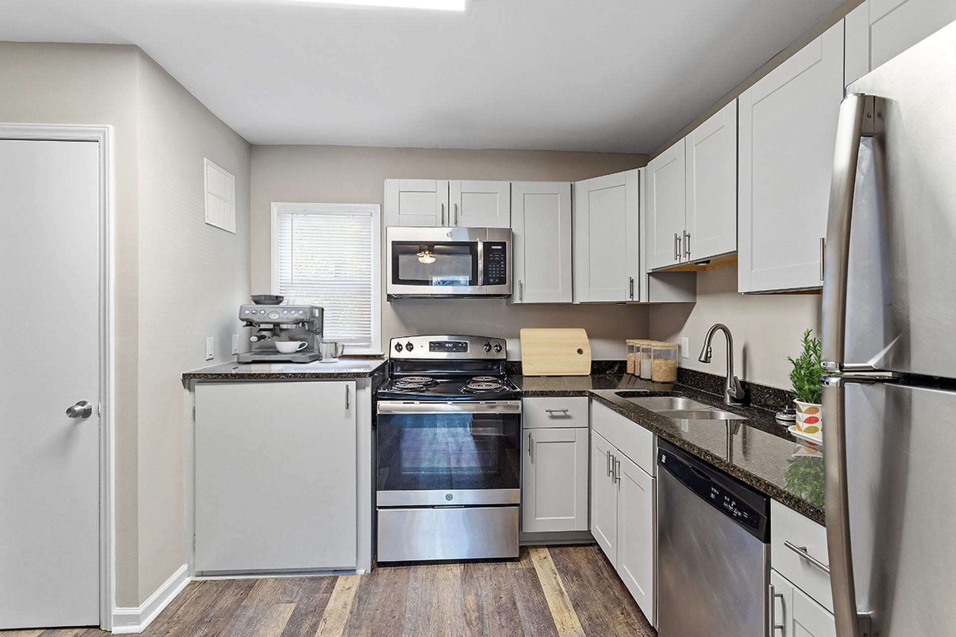 Wynwood Place Estates 9 of 12