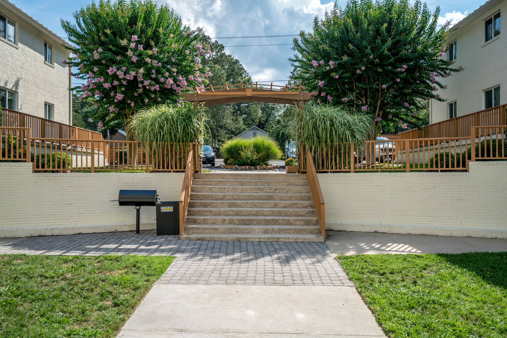 ADORABLE 3 BEDROOM IN CHAPEL HILL/CARRBORO! 4 of 12