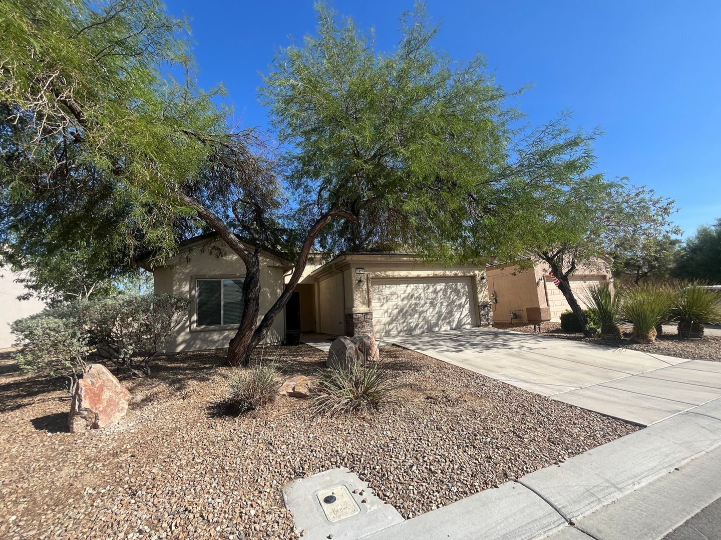 N. LAS VEGAS House: 3425 LAPWING DRIVE