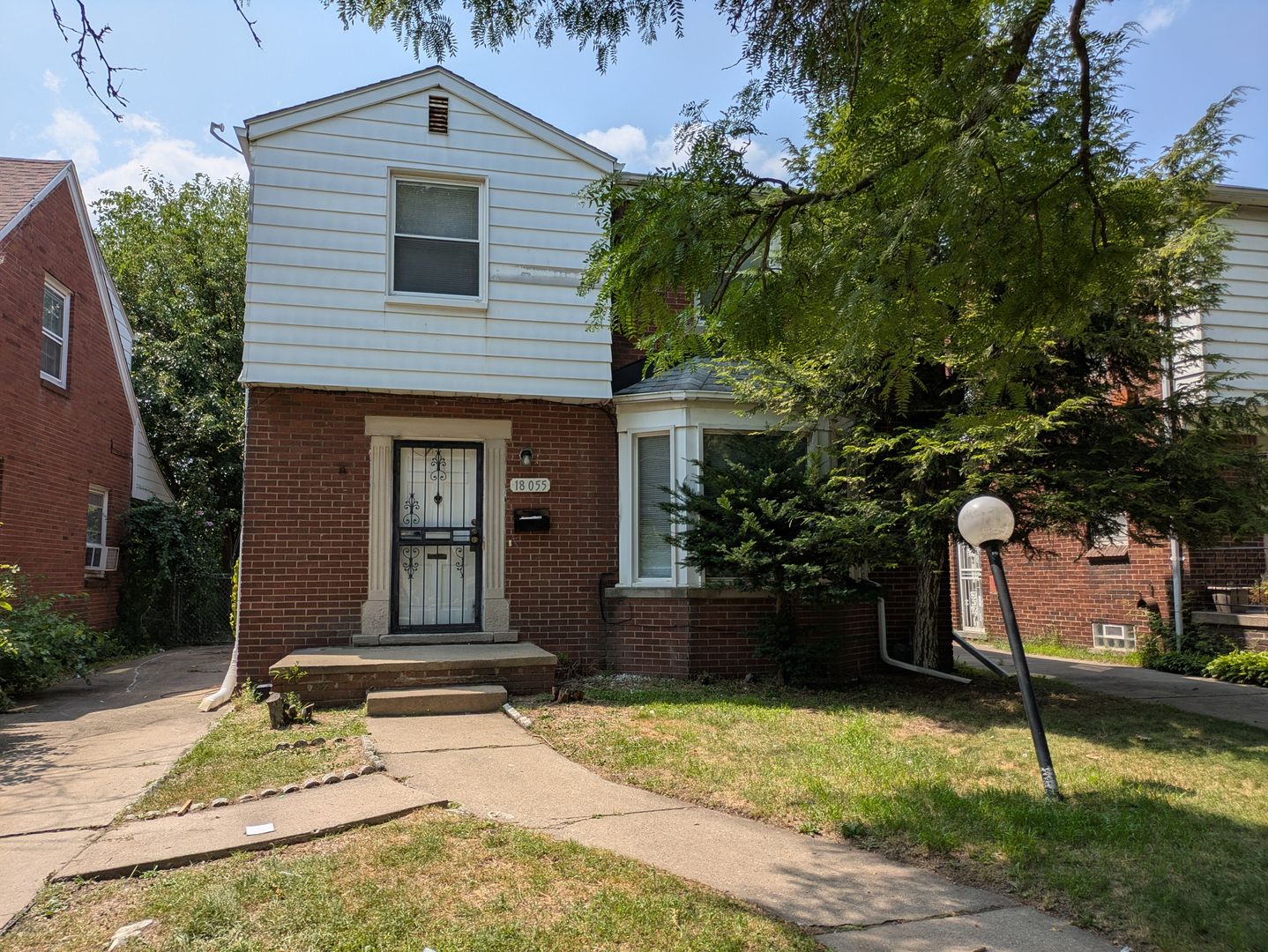 Detroit House: 18055 Ilene St.