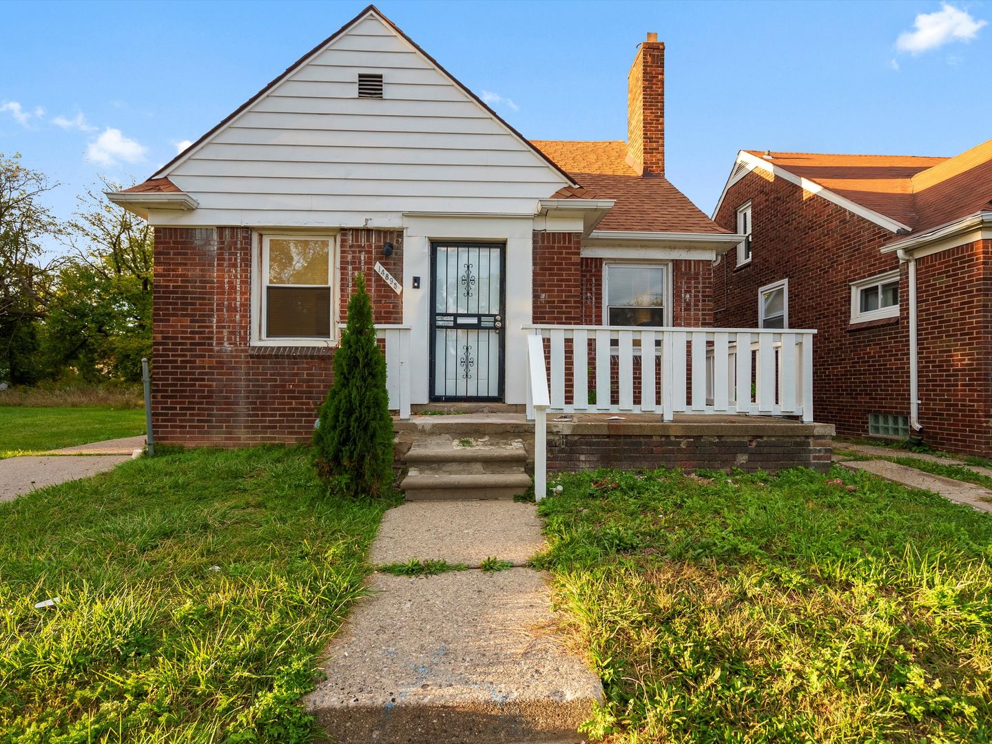 Detroit House: 14895 Alma Ave