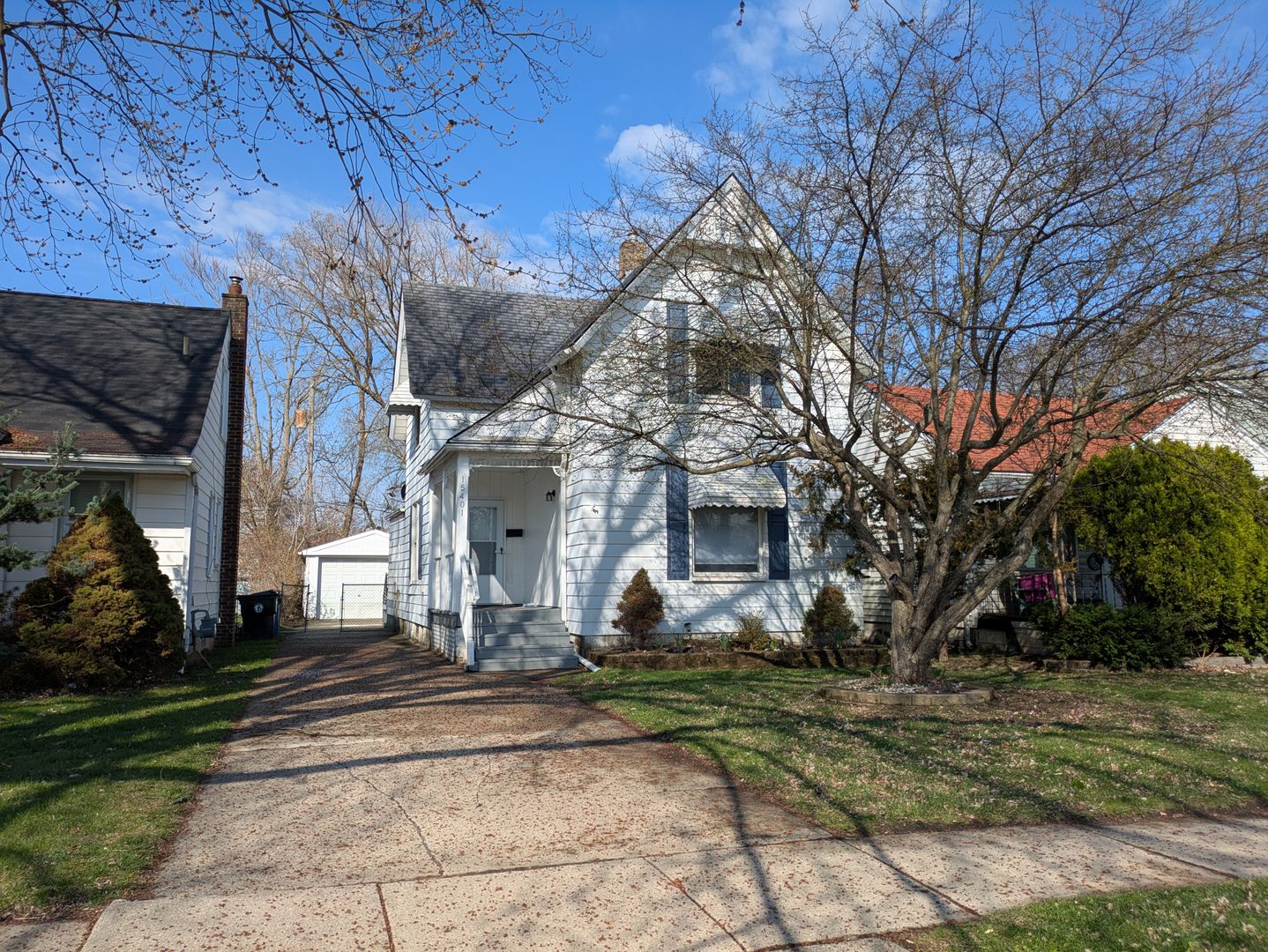 Redford House: 15401 Centralia