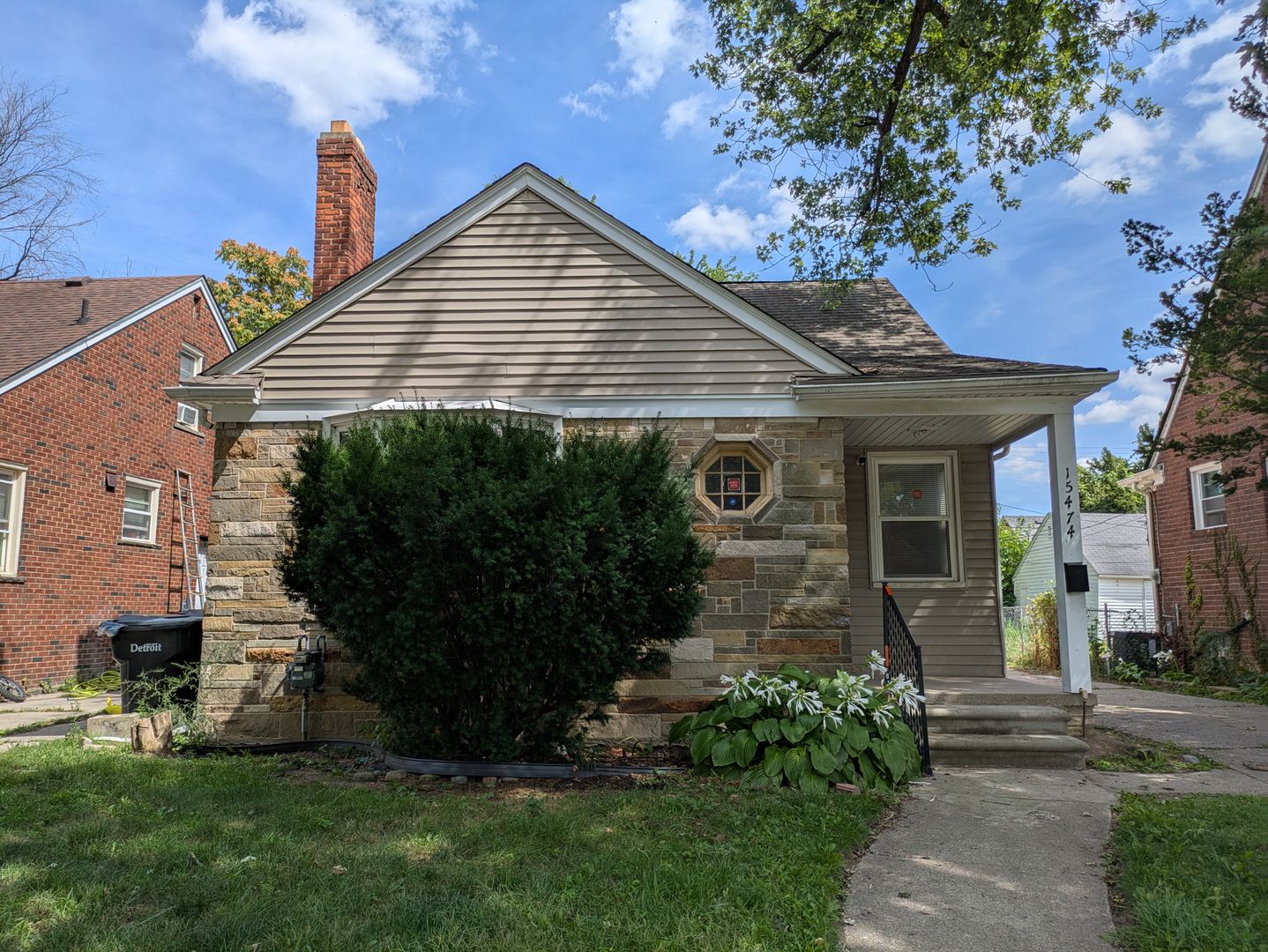 Detroit House: 15474 Prest