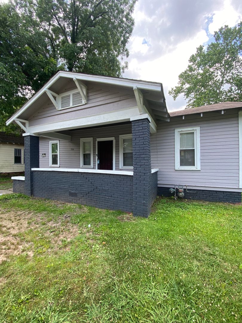 House for rent at 226 68th St N, Birmingham, AL 35206