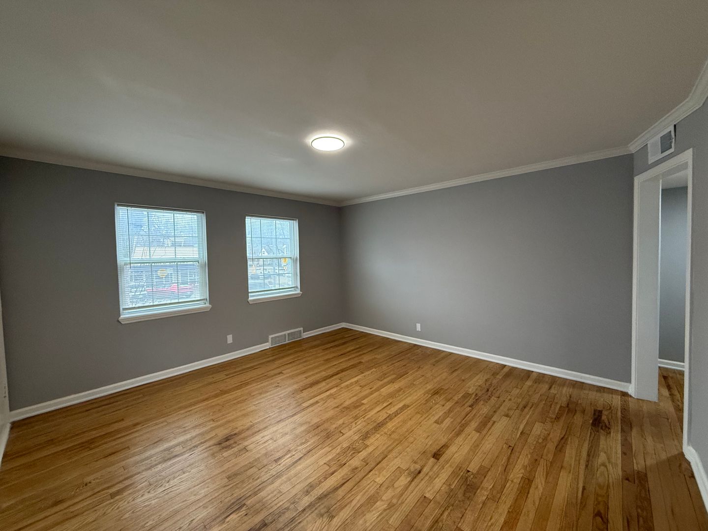 Kansas City Apartment: 202 E Gregory Blvd