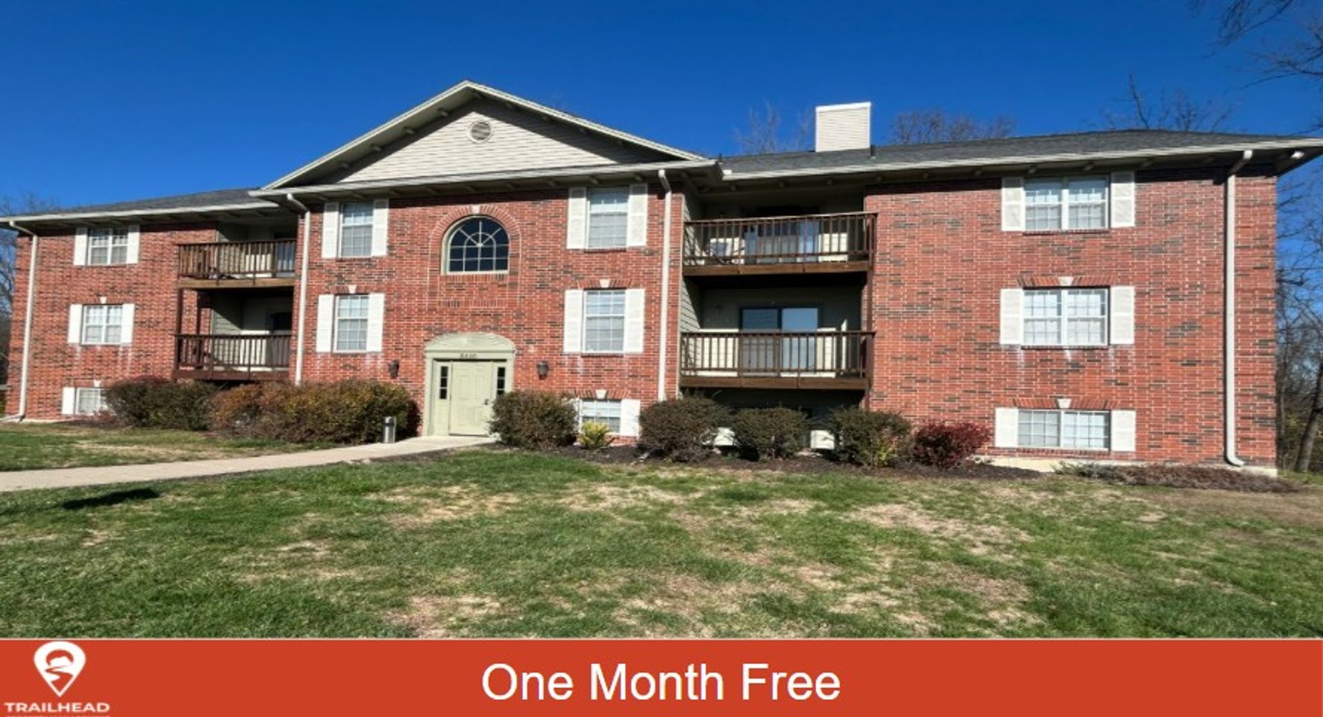 Blue Springs Apartment: 3403 NW Duncan Rd