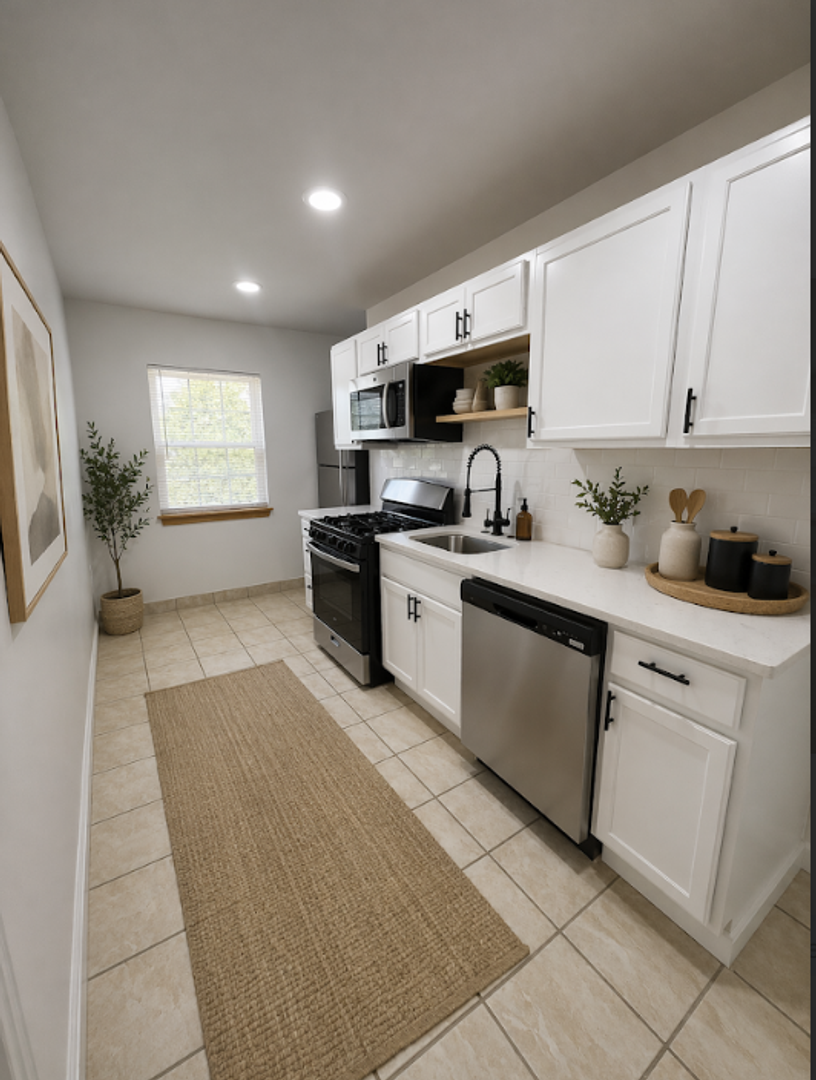 Kansas City Apartment: 202 E Gregory Blvd