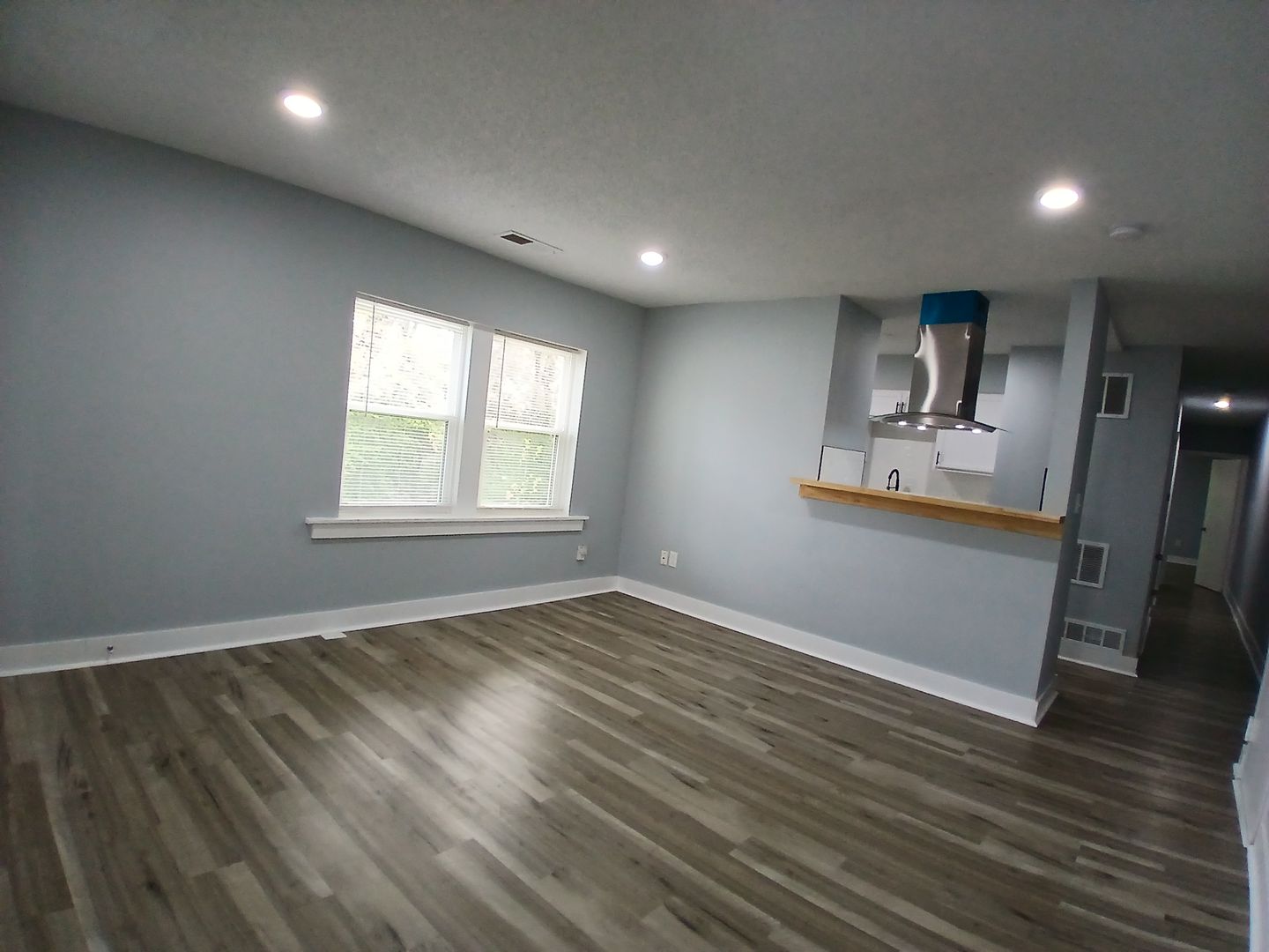 Kansas City Apartment: 2727 Campbell