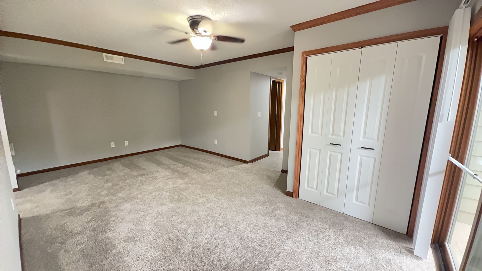 Blue Springs Apartment: 3403 NW Duncan Rd