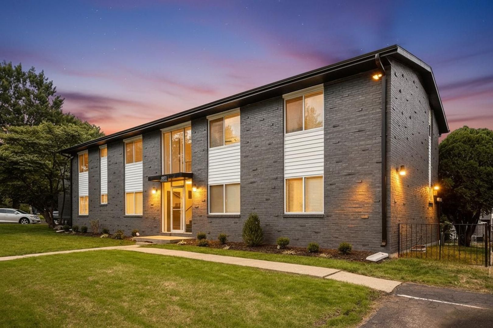 Overland Park Apartment: 7801 W 83rd St