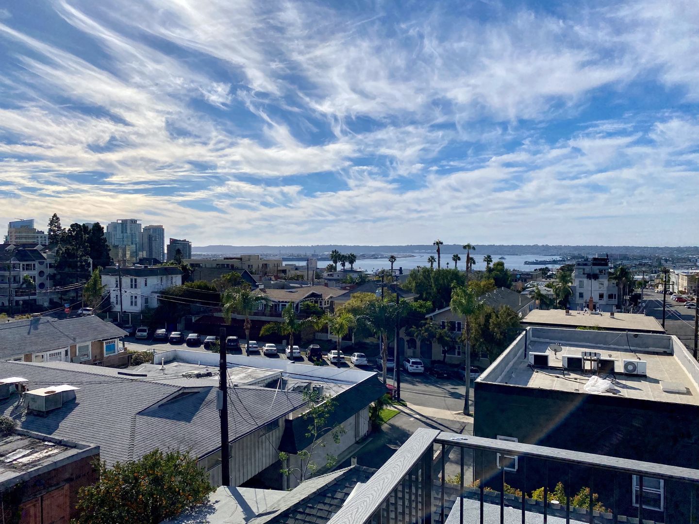 San Diego Apartment: 2066 4th Ave / 347 Hawthorn St