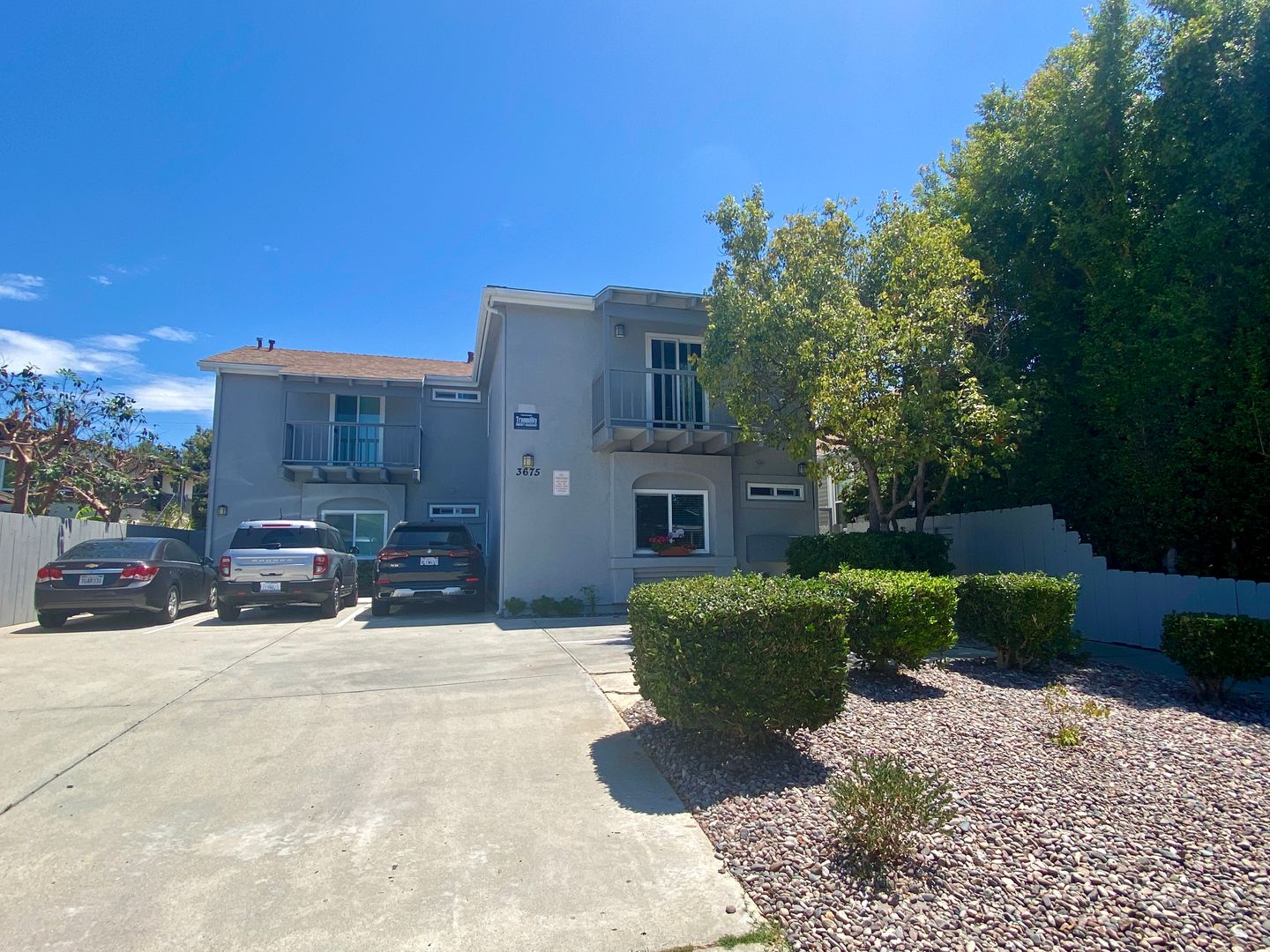 San Diego Apartment: 3675 Arizona St.