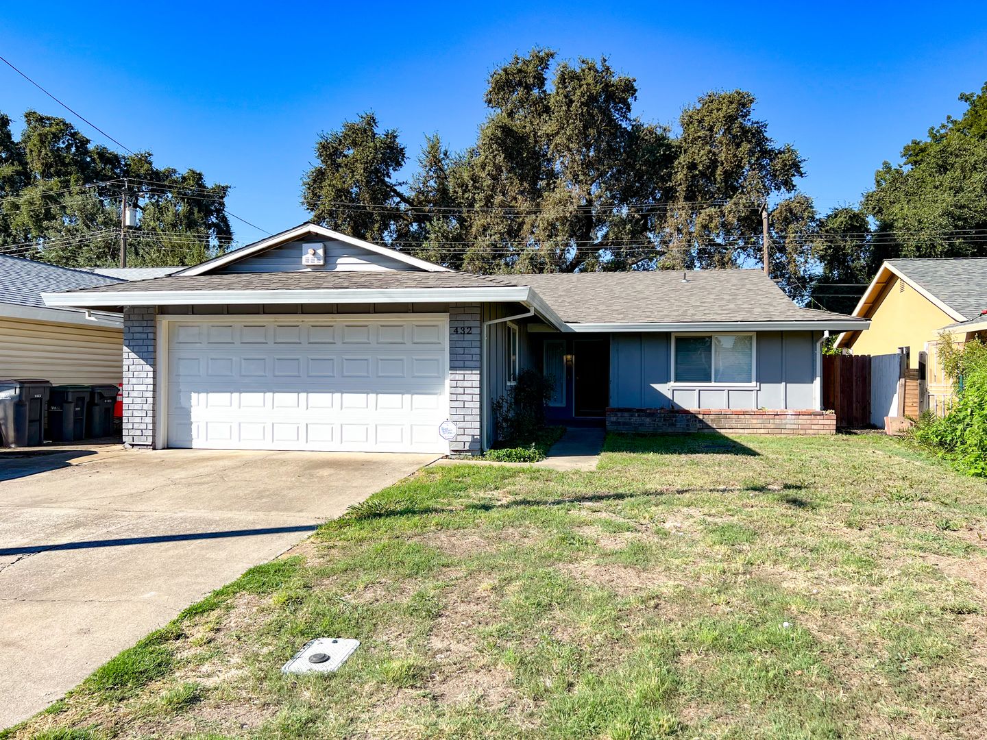 West Sacramento House: 432 Holland Drive