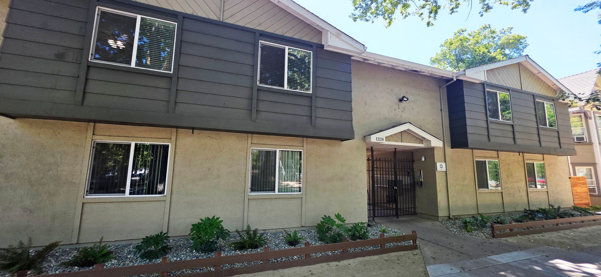 Sacramento Apartment: 1328 D Street