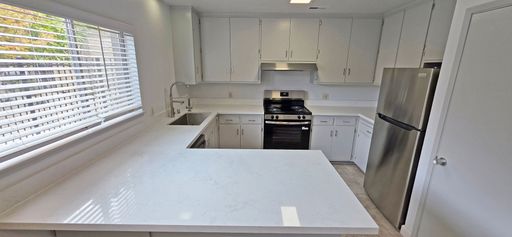 5994 Lake Crest Way - 03 – photo 1