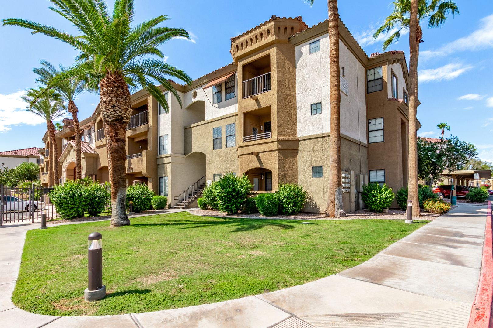 Phoenix House: 5302 E Van Buren St #1001