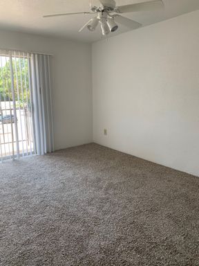 One bedroom, one bathroom apartment – photo 1